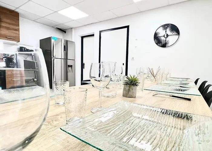 Apartment Le Grand Penon ~ Spacieux A 6 Min Du Parc *