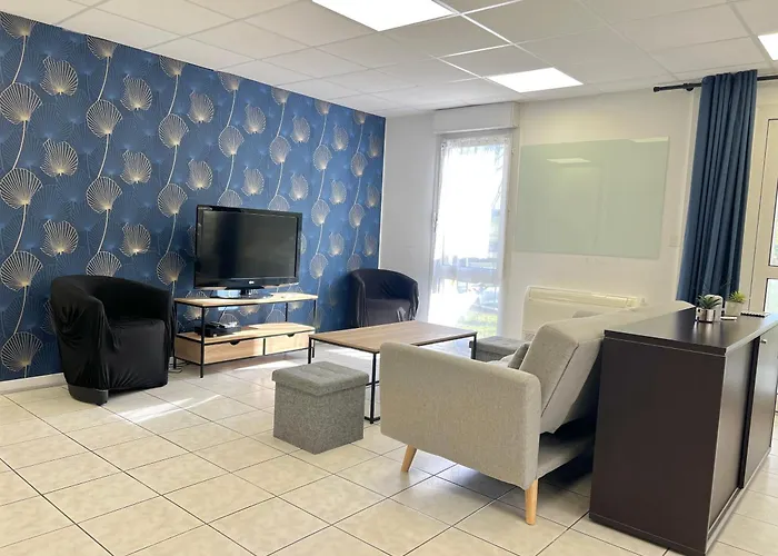 Le Grand Penon ~ Spacieux A 6 Min Du Parc * Saint-Georges-les-Baillargeaux