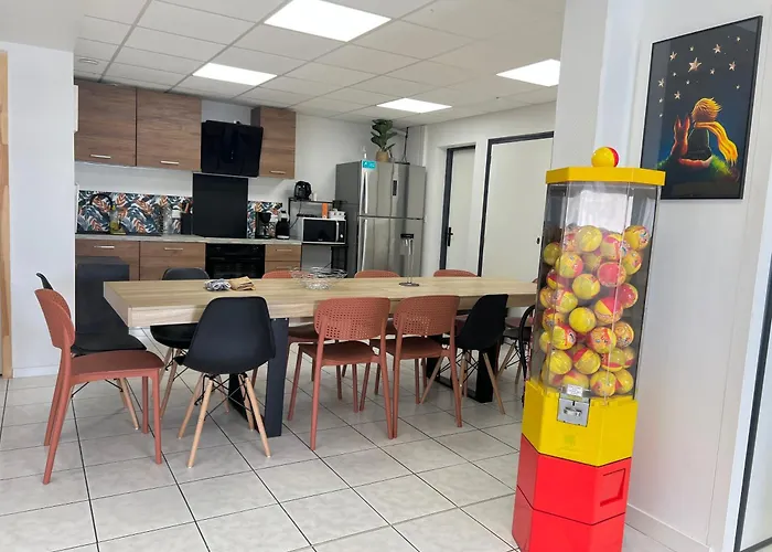 Apartment Le Grand Penon ~ Spacieux A 6 Min Du Parc Saint-Georges-les-Baillargeaux